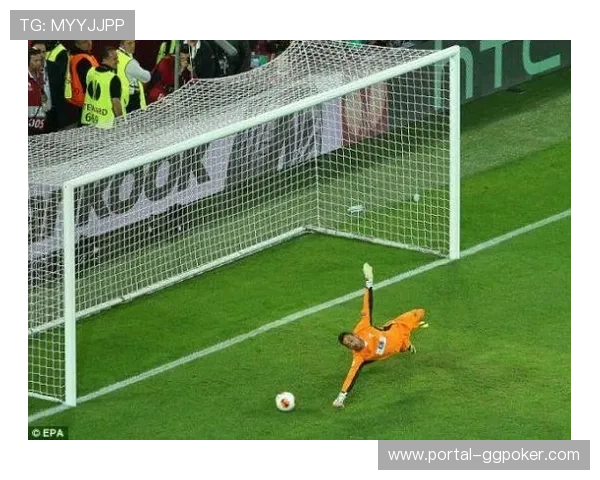 桑德兰门神罗埃夫斯高光闪耀，多次神扑力保球门不失