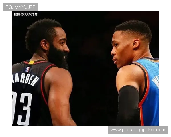 开拓者官媒晒众球员入场穿搭照：型男侧目