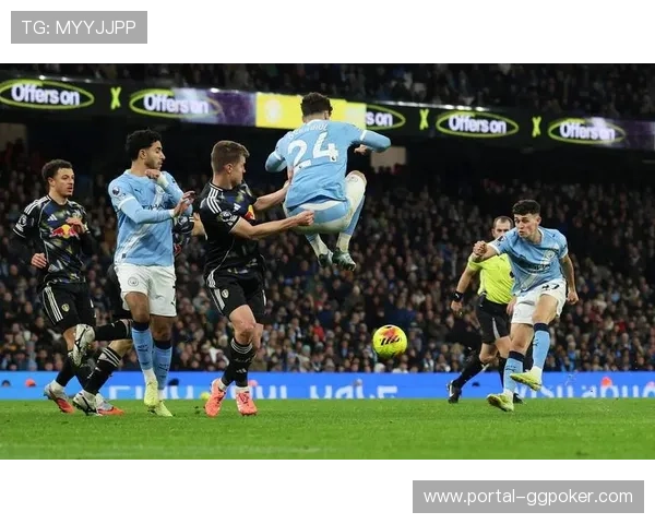 曼城2-1逆转战胜切尔西，福登替补登场传射建功